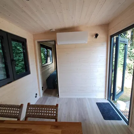 Tiny House *